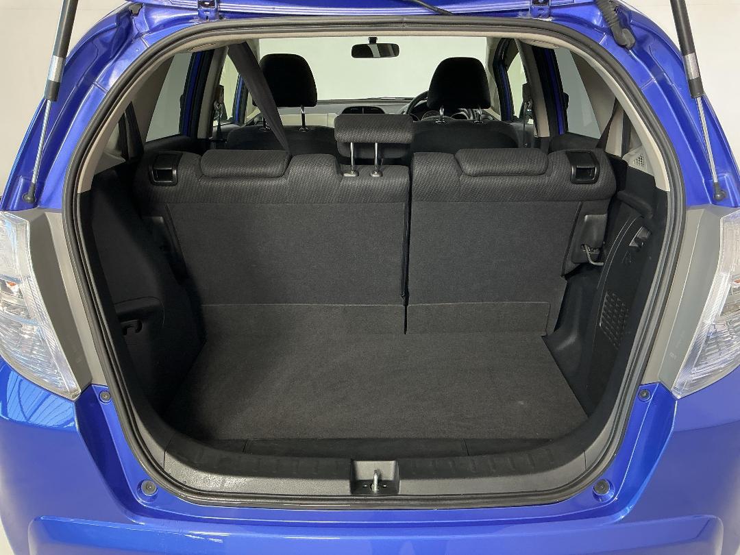 Photo '14' of Honda FIT