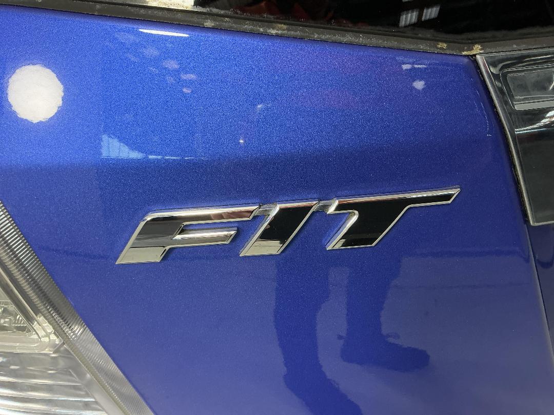 Photo '28' of Honda FIT