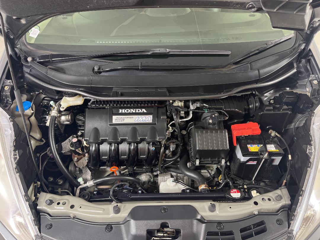 Photo '13' of Honda FIT Shuttle