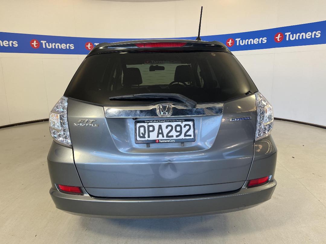 Photo '6' of Honda FIT Shuttle