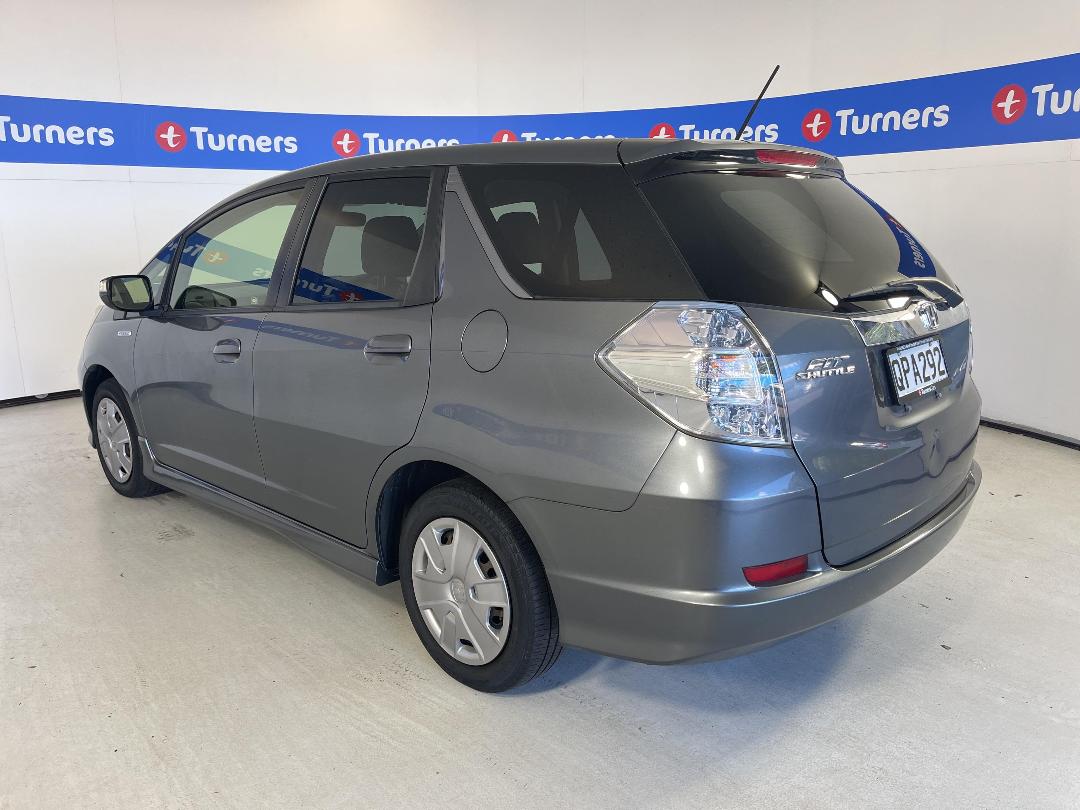 Photo '5' of Honda FIT Shuttle