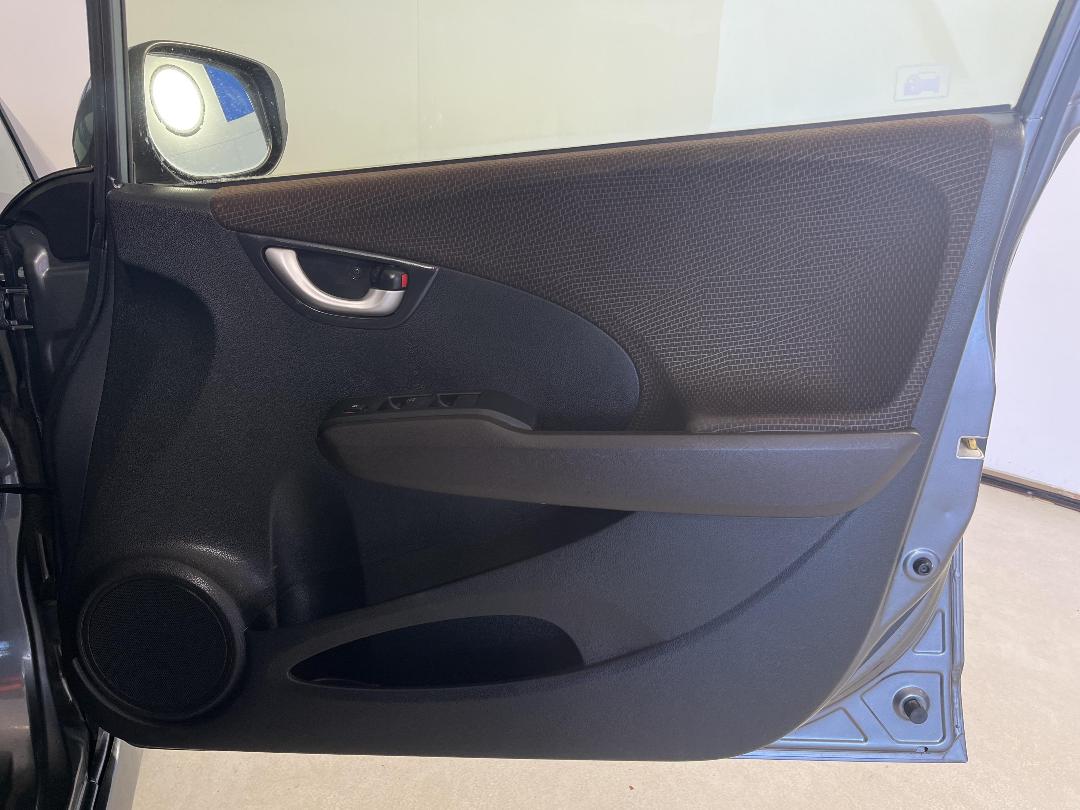 Photo '15' of Honda FIT Shuttle