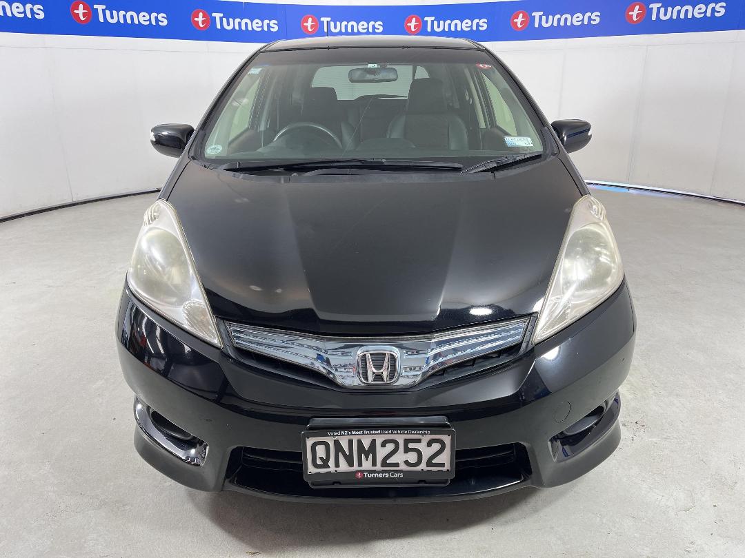 Photo '2' of Honda FIT Shuttle Photo '2' of Honda FIT Shuttle