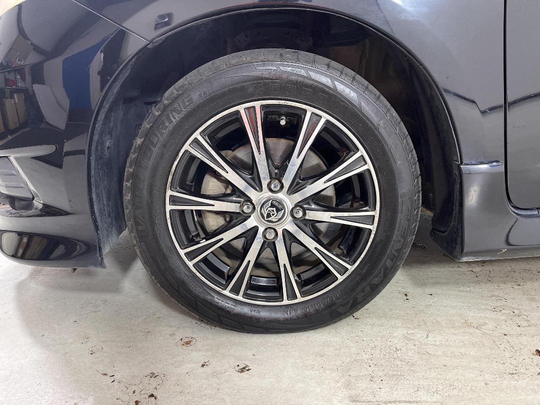 Photo '10' of Honda FIT Shuttle Photo '10' of Honda FIT Shuttle