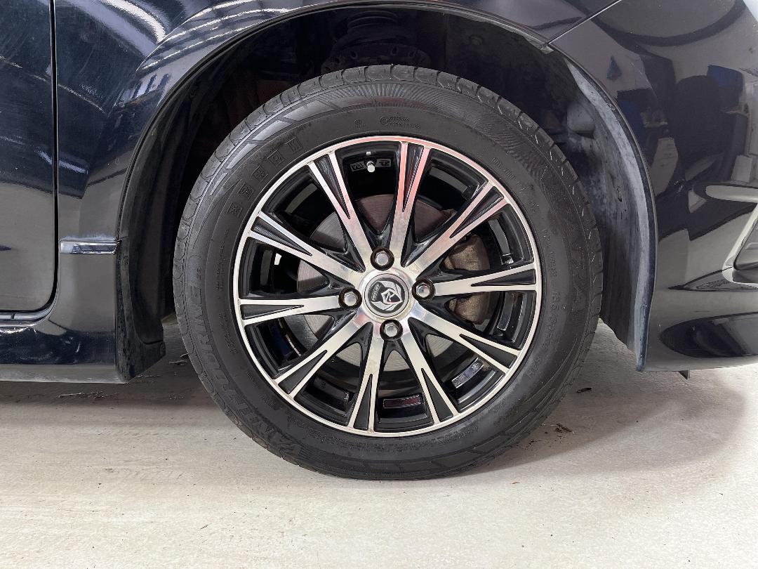 Photo '9' of Honda FIT Shuttle Photo '9' of Honda FIT Shuttle