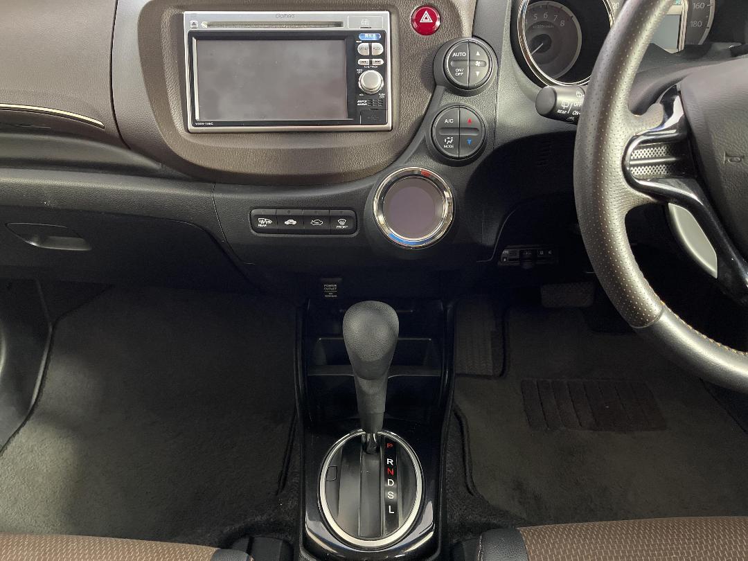 Photo '18' of Honda FIT Shuttle Photo '18' of Honda FIT Shuttle