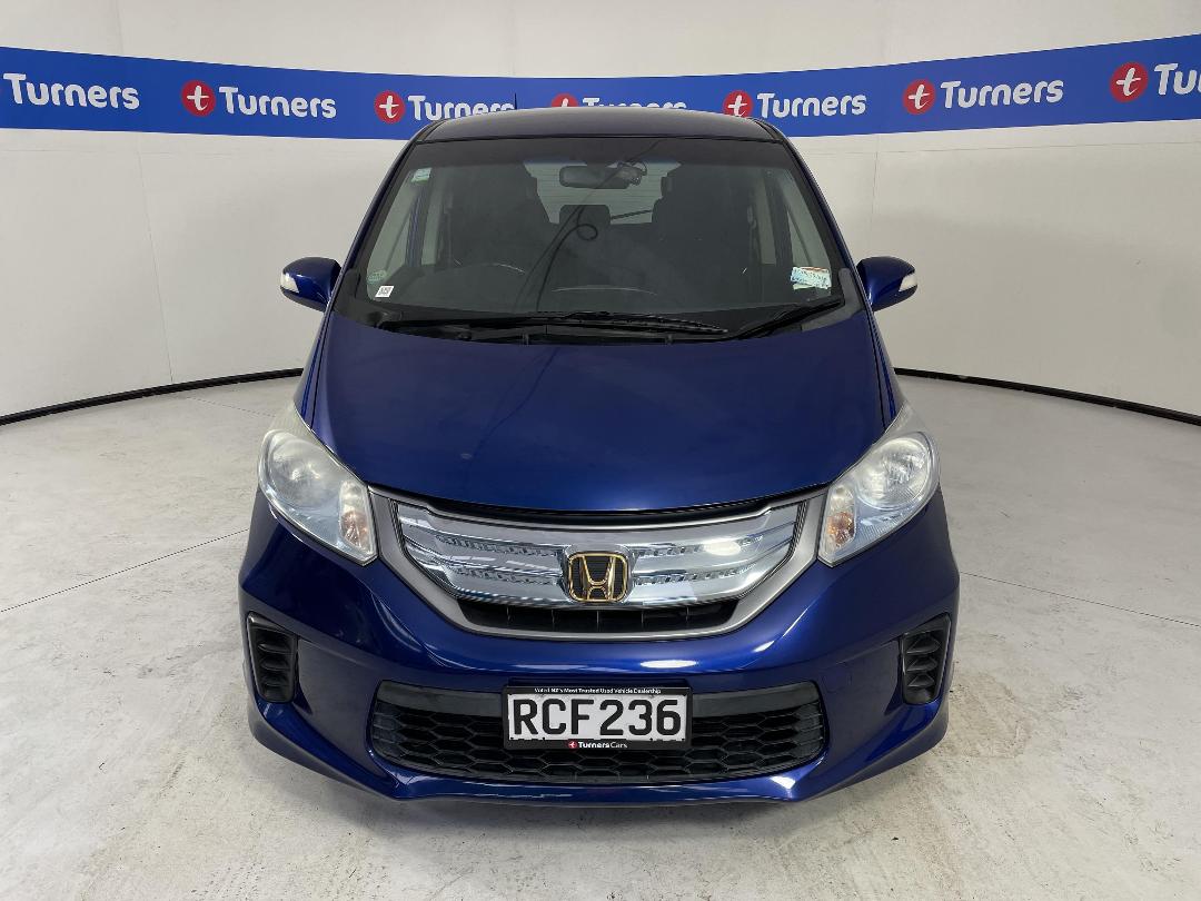 Photo '2' of Honda Freed