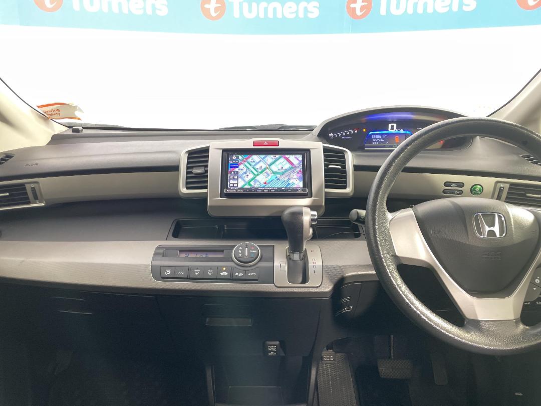 Photo '17' of Honda Freed