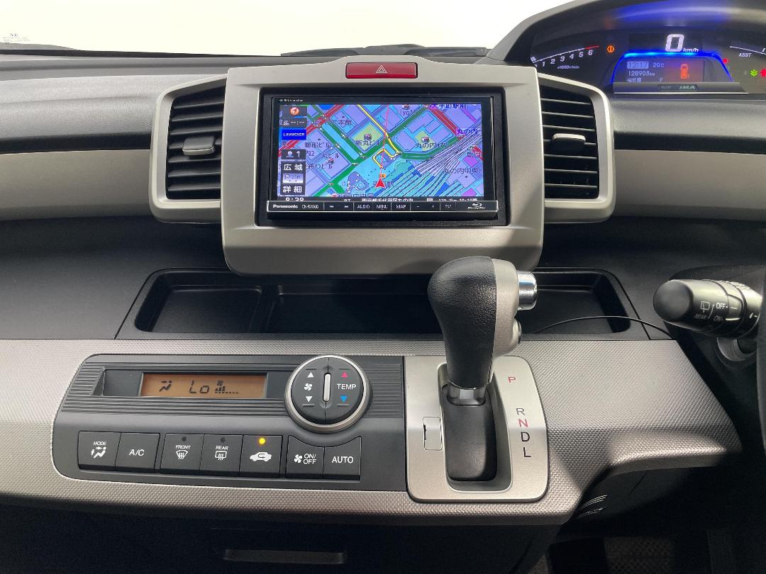 Photo '18' of Honda Freed