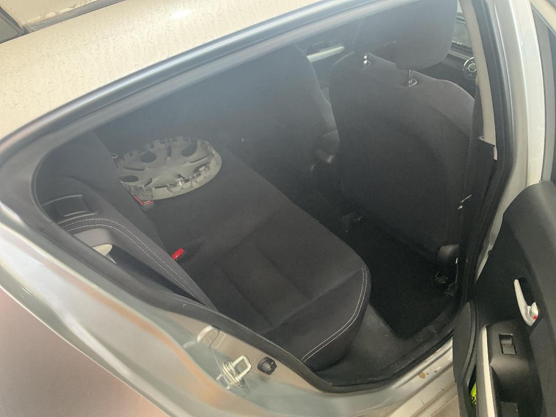 Photo '20' of Honda Insight Hybrid