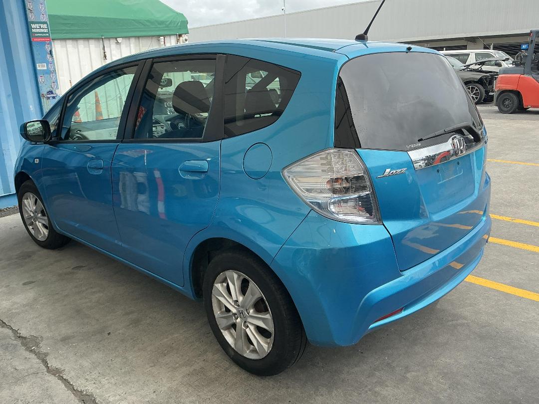 Photo '4' of Honda Jazz Hybrid Photo '4' of Honda Jazz Hybrid
