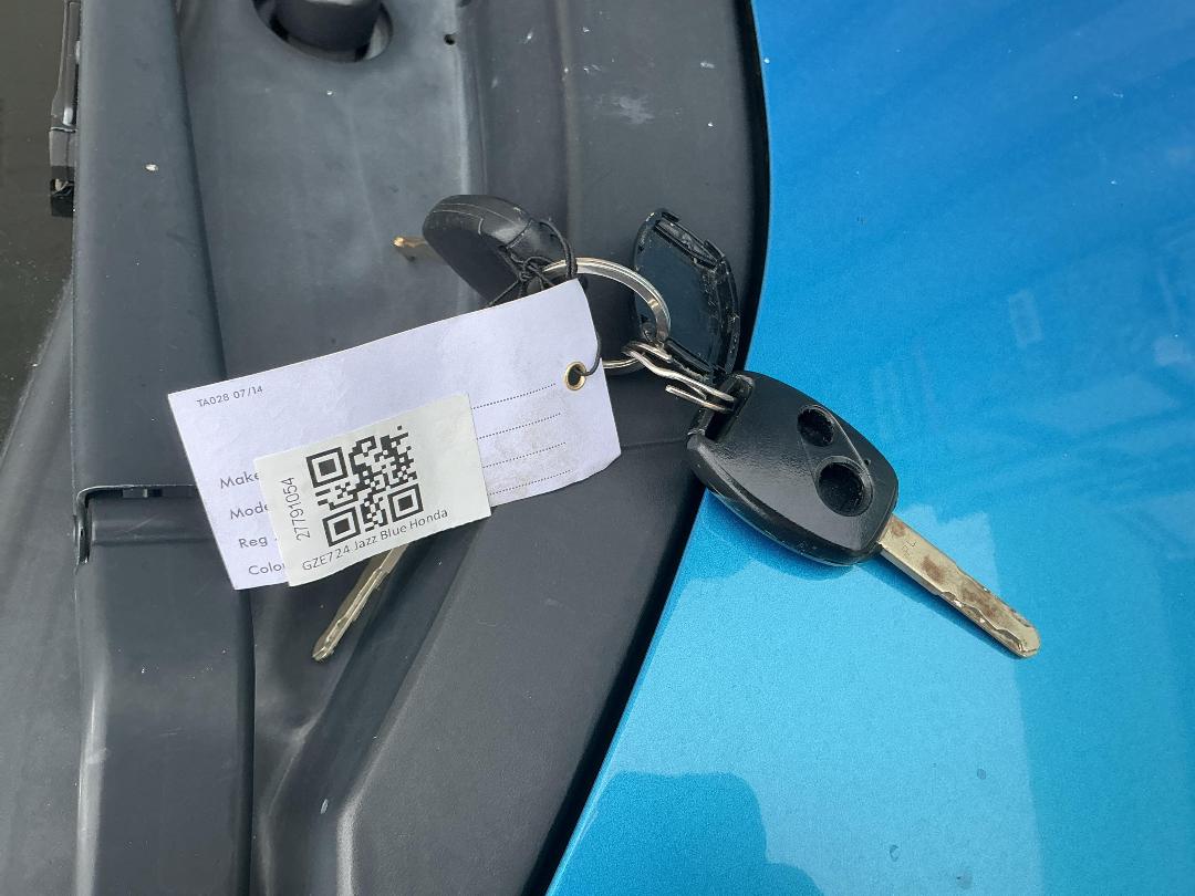 Photo '12' of Honda Jazz Hybrid Photo '12' of Honda Jazz Hybrid