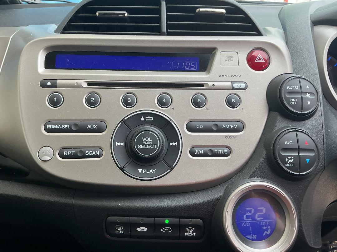 Photo '9' of Honda Jazz Hybrid Photo '9' of Honda Jazz Hybrid