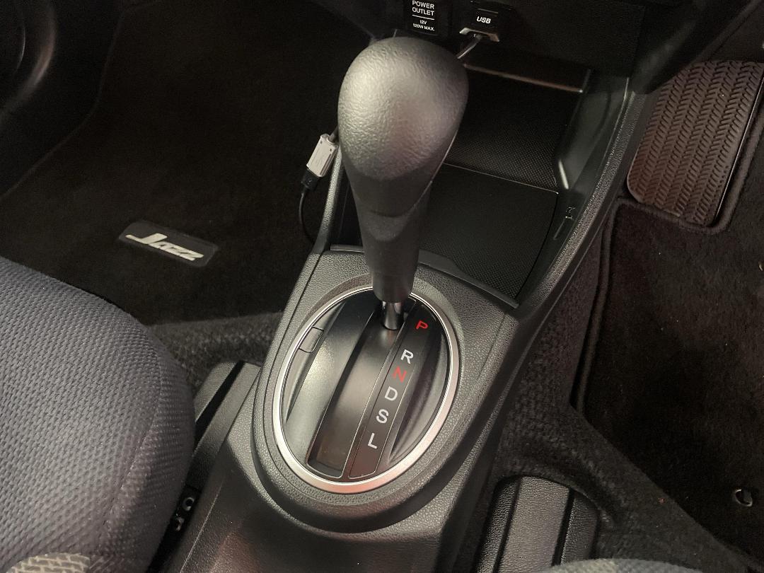 Photo '30' of Honda Jazz