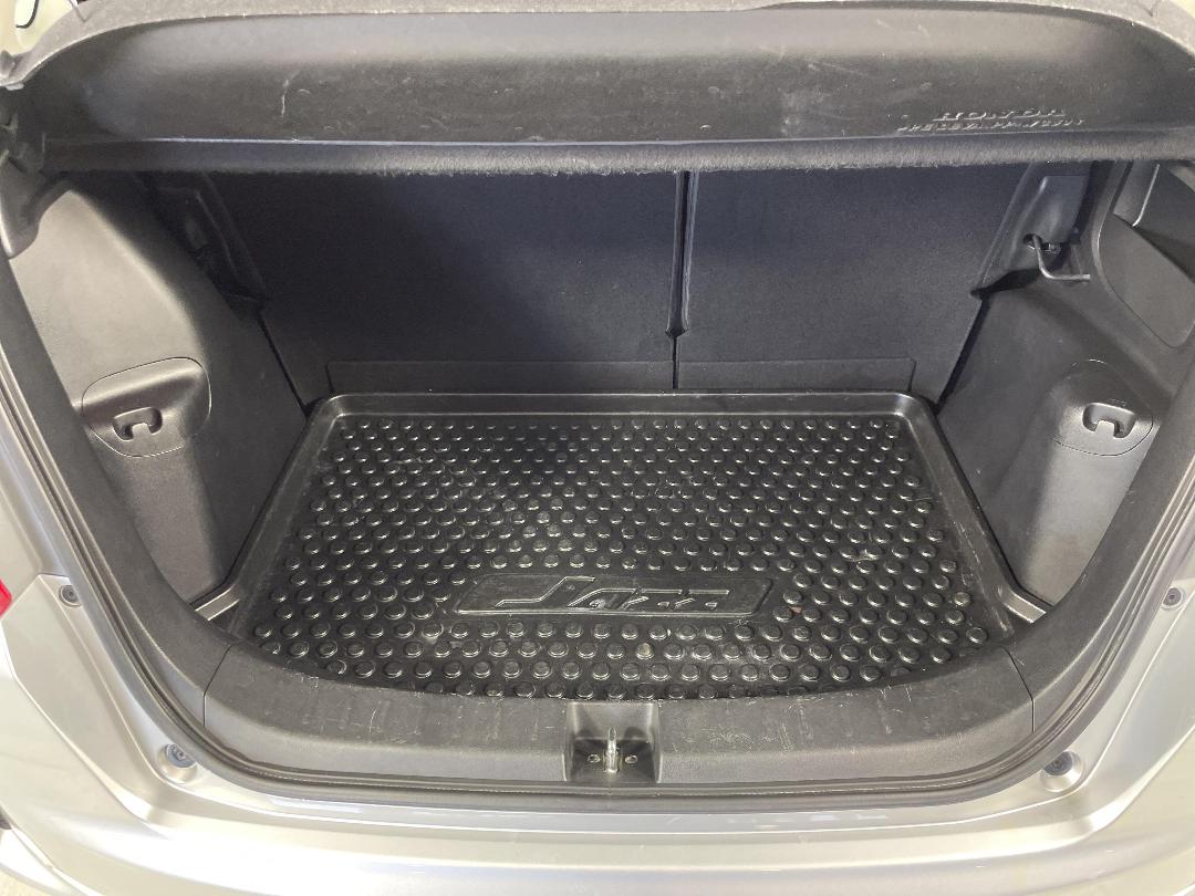 Photo '14' of Honda Jazz Photo '14' of Honda Jazz