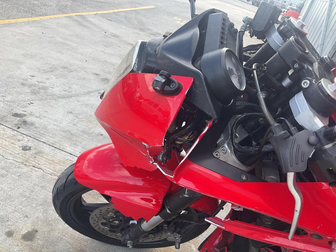 Photo '15' of Hyosung GT250 R