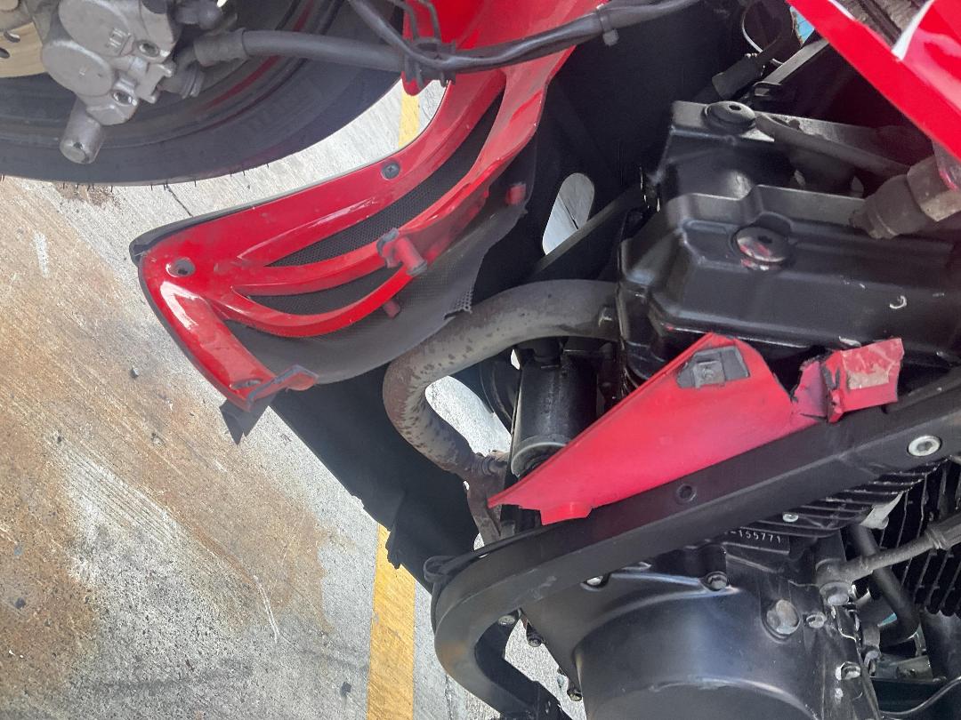 Photo '17' of Hyosung GT250 R