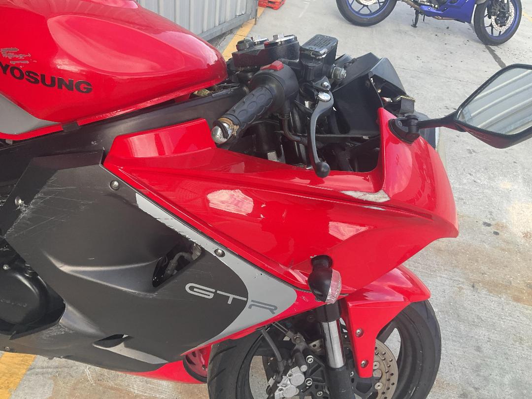 Photo '23' of Hyosung GT250 R