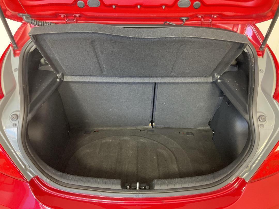 Photo '14' of Hyundai Accent