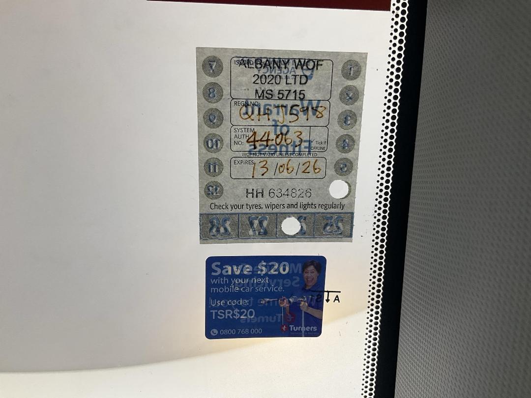 Photo '23' of Hyundai Accent