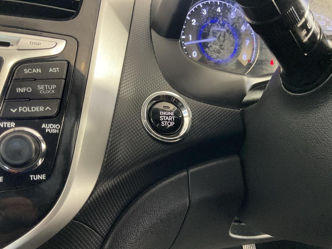 Photo '29' of Hyundai Accent