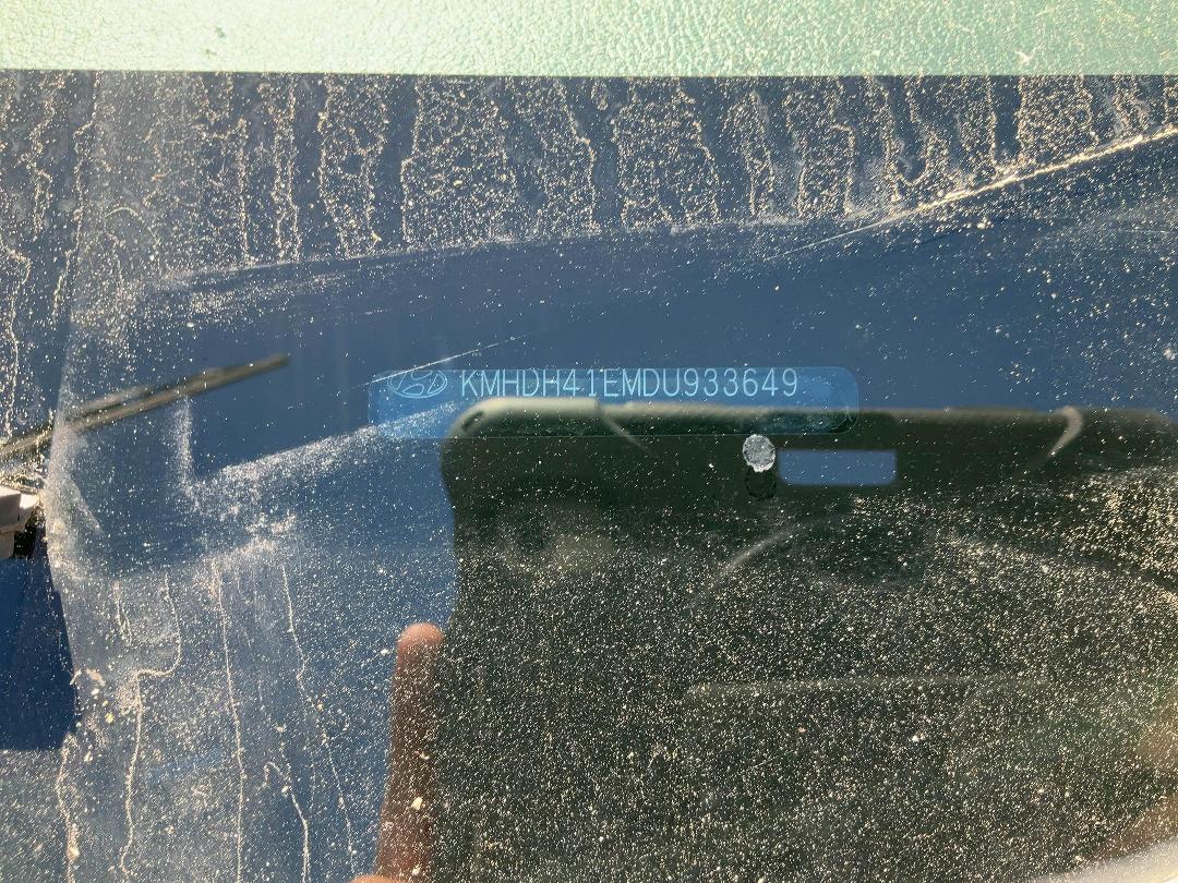 Photo '10' of Hyundai Elantra