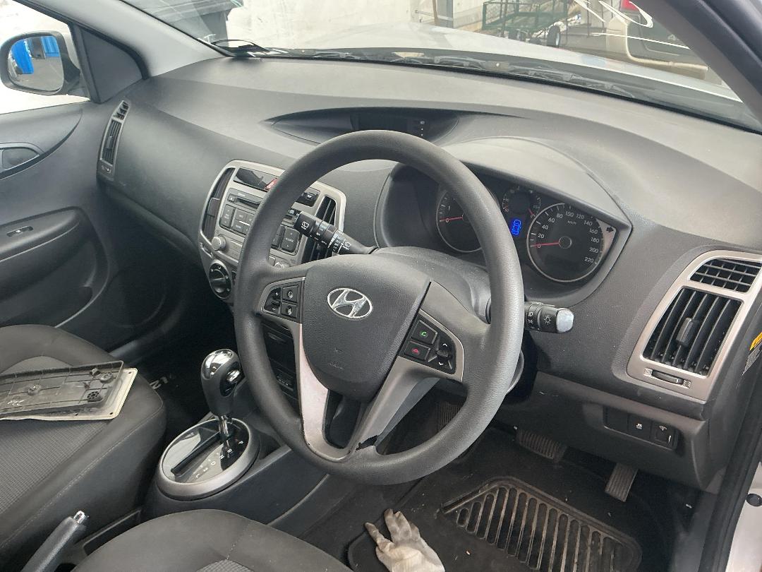 Photo '21' of Hyundai I20 PB Photo '21' of Hyundai I20 PB