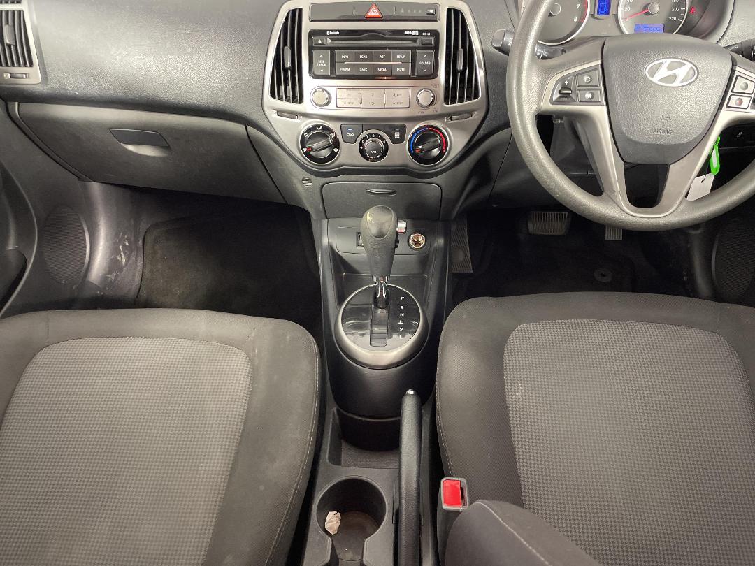 Photo '18' of Hyundai I20 Photo '18' of Hyundai I20