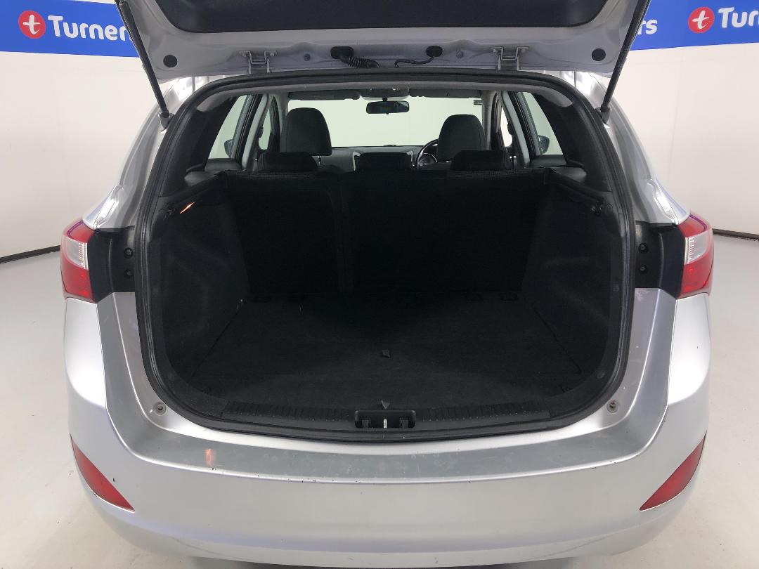 Photo '14' of Hyundai I30