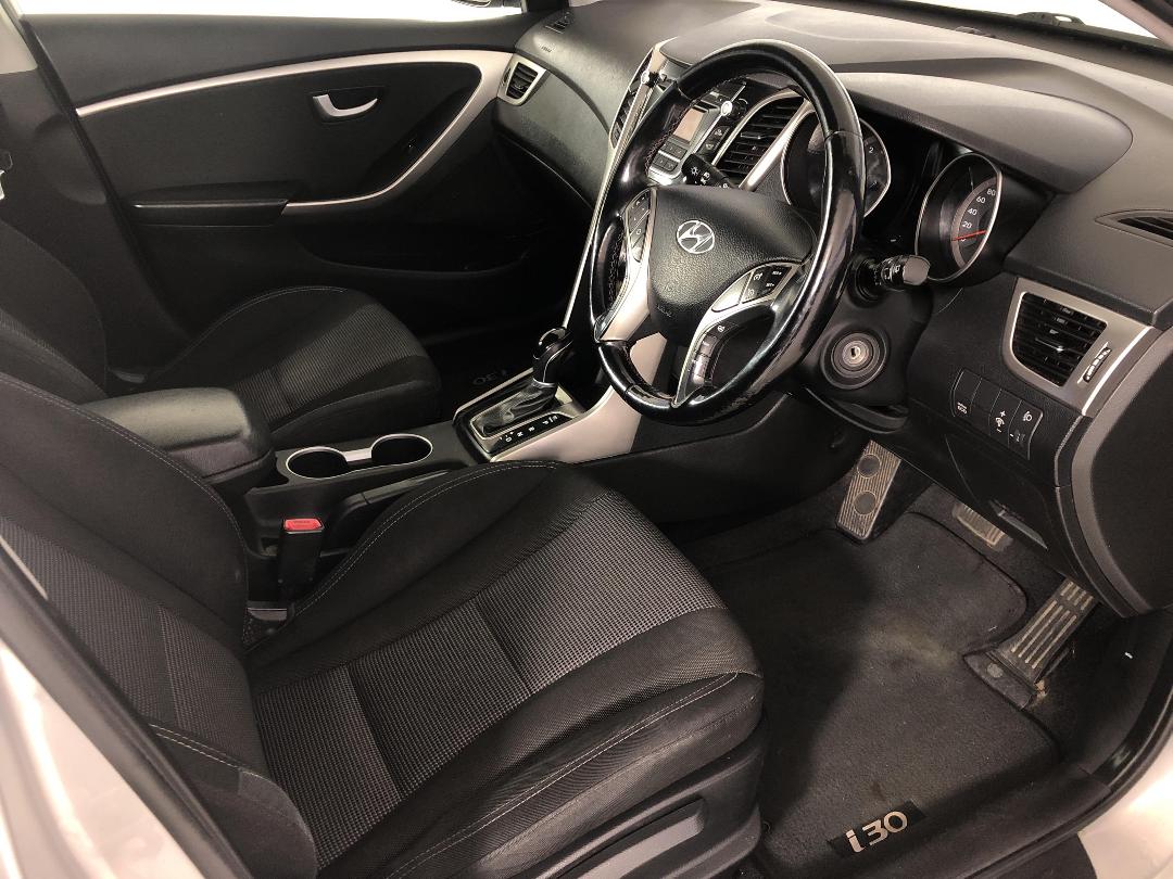 Photo '16' of Hyundai I30