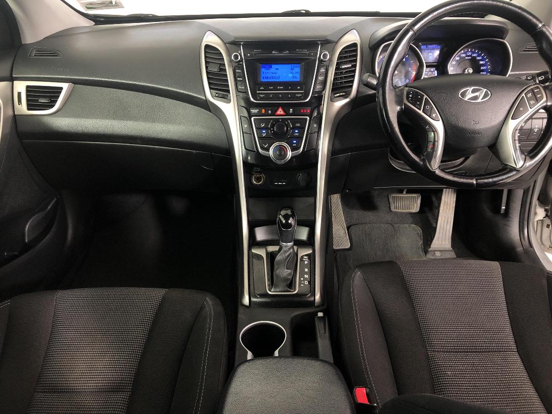 Photo '17' of Hyundai I30