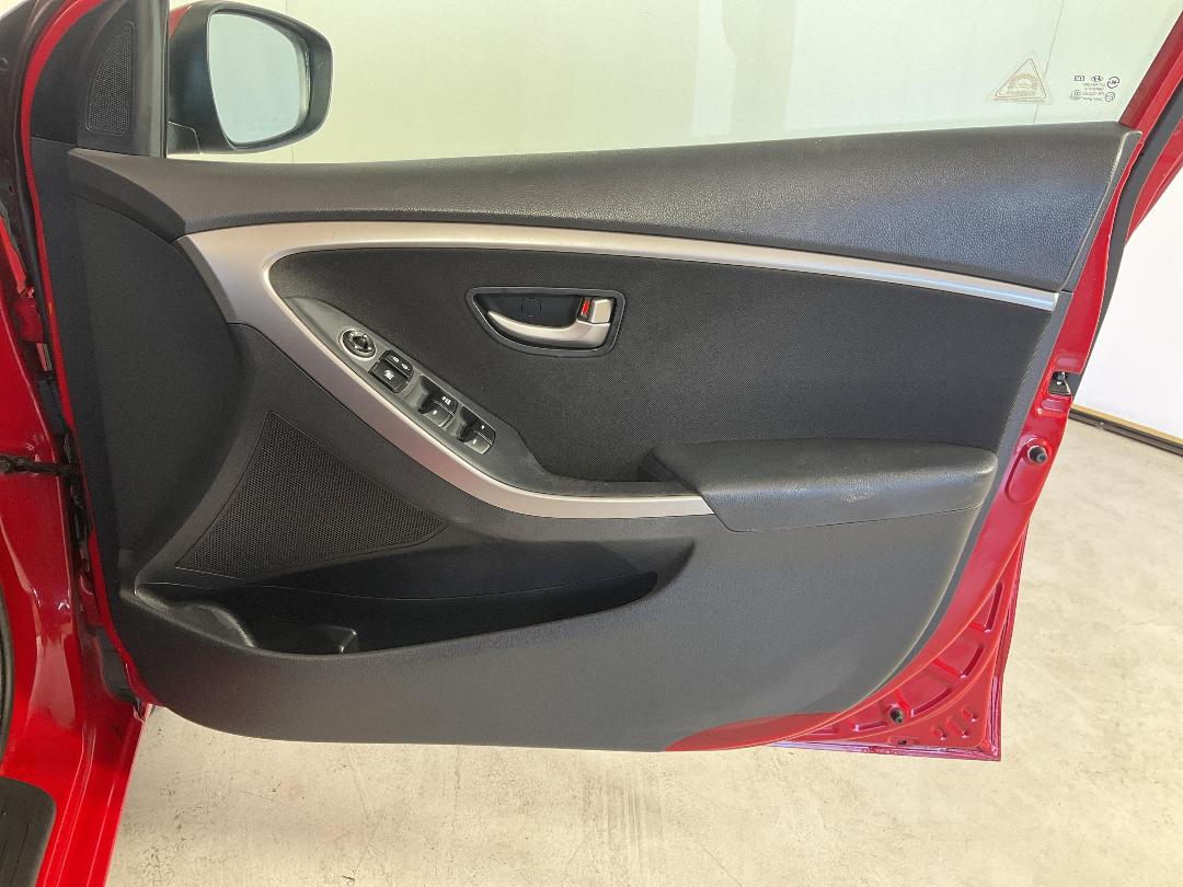 Photo '15' of Hyundai I30 Photo '15' of Hyundai I30