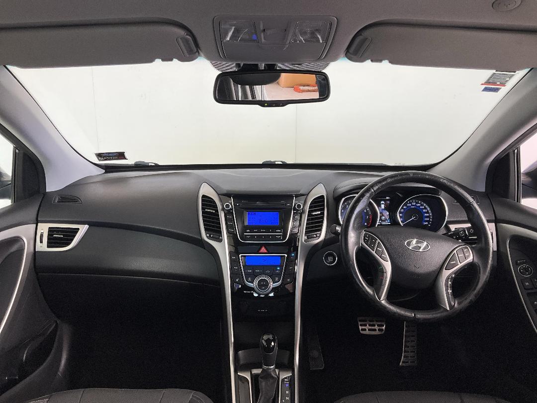 Photo '17' of Hyundai I30 Photo '17' of Hyundai I30