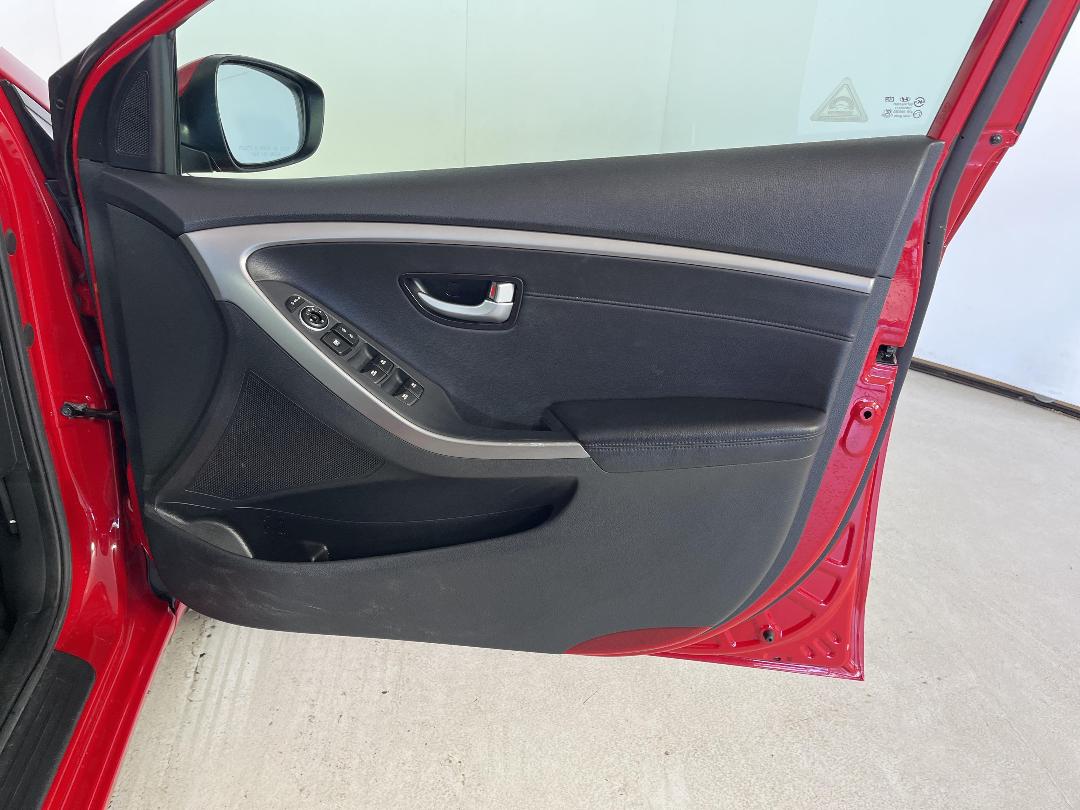 Photo '15' of Hyundai I30