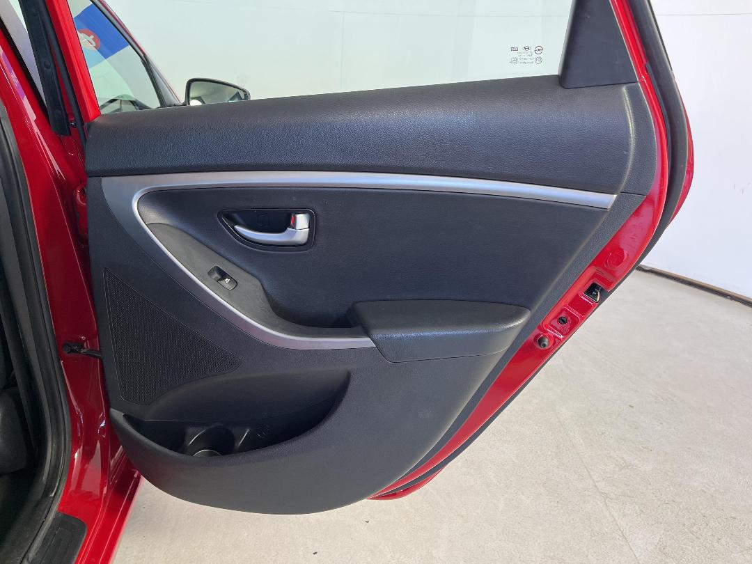 Photo '19' of Hyundai I30