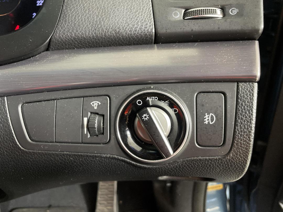 Photo '25' of Hyundai I40