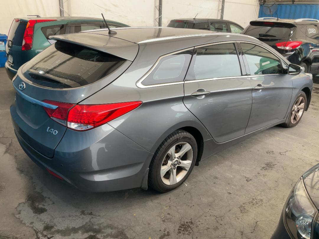 Photo '16' of Hyundai I40