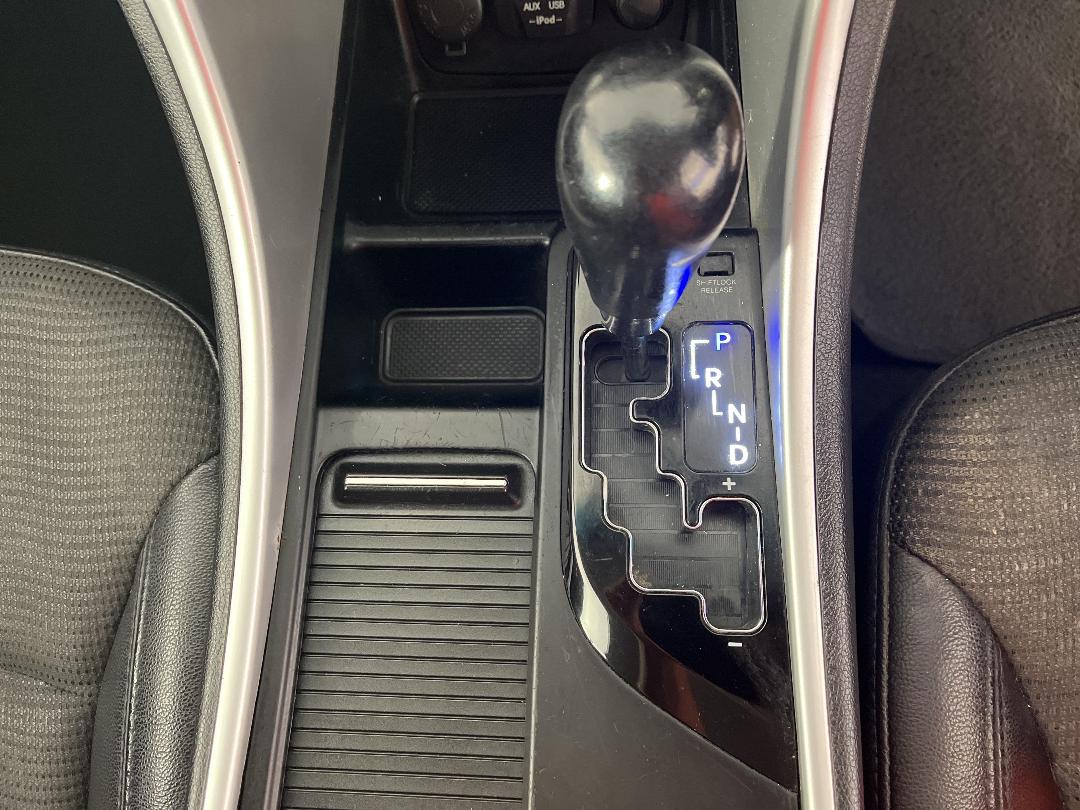 Photo '28' of Hyundai I45