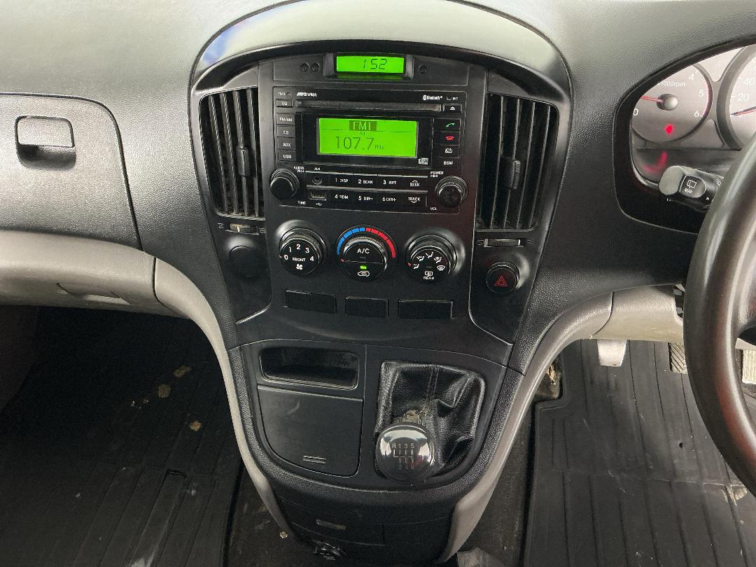 Photo '18' of Hyundai Iload