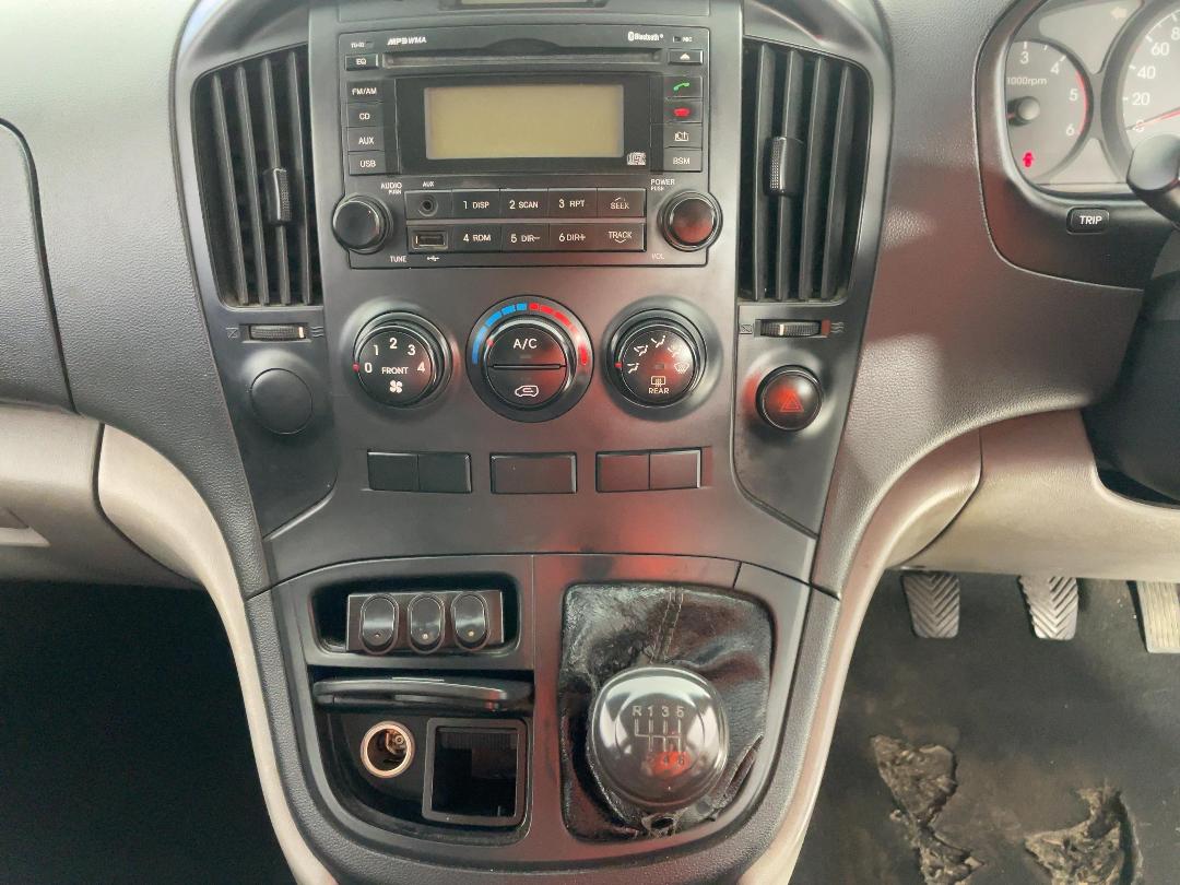 Photo '16' of Hyundai Iload Crdi Photo '16' of Hyundai Iload Crdi