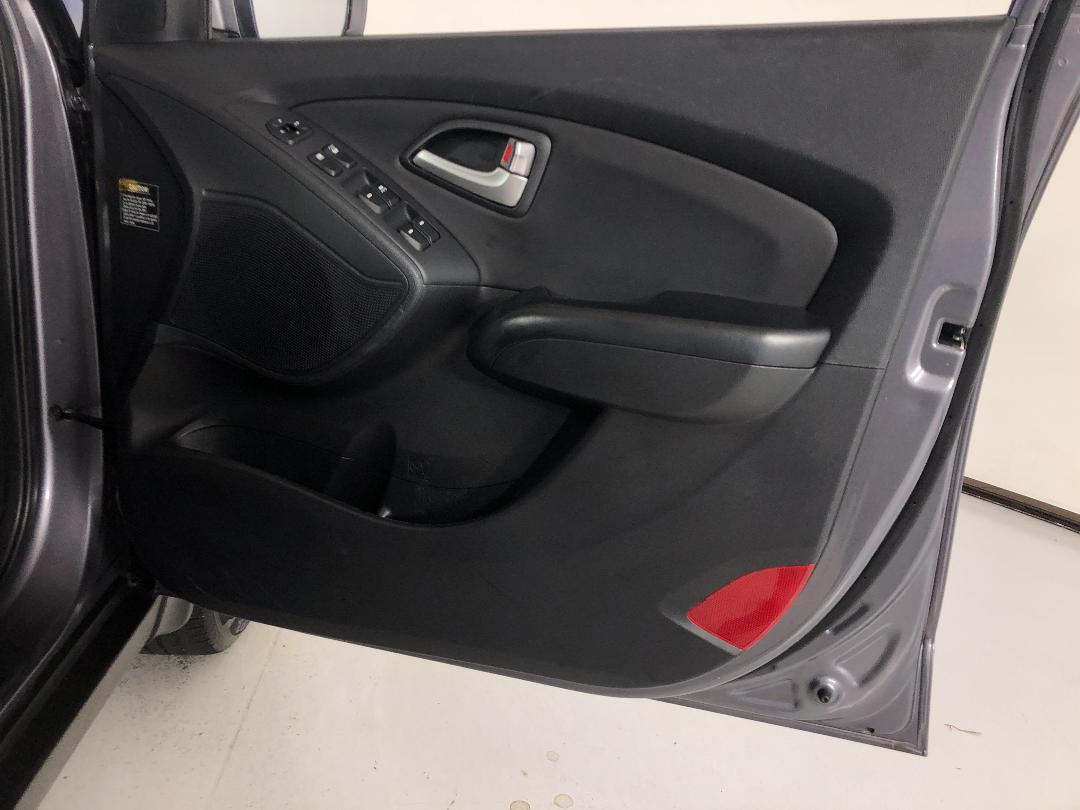 Photo '15' of Hyundai Ix35 Photo '15' of Hyundai Ix35