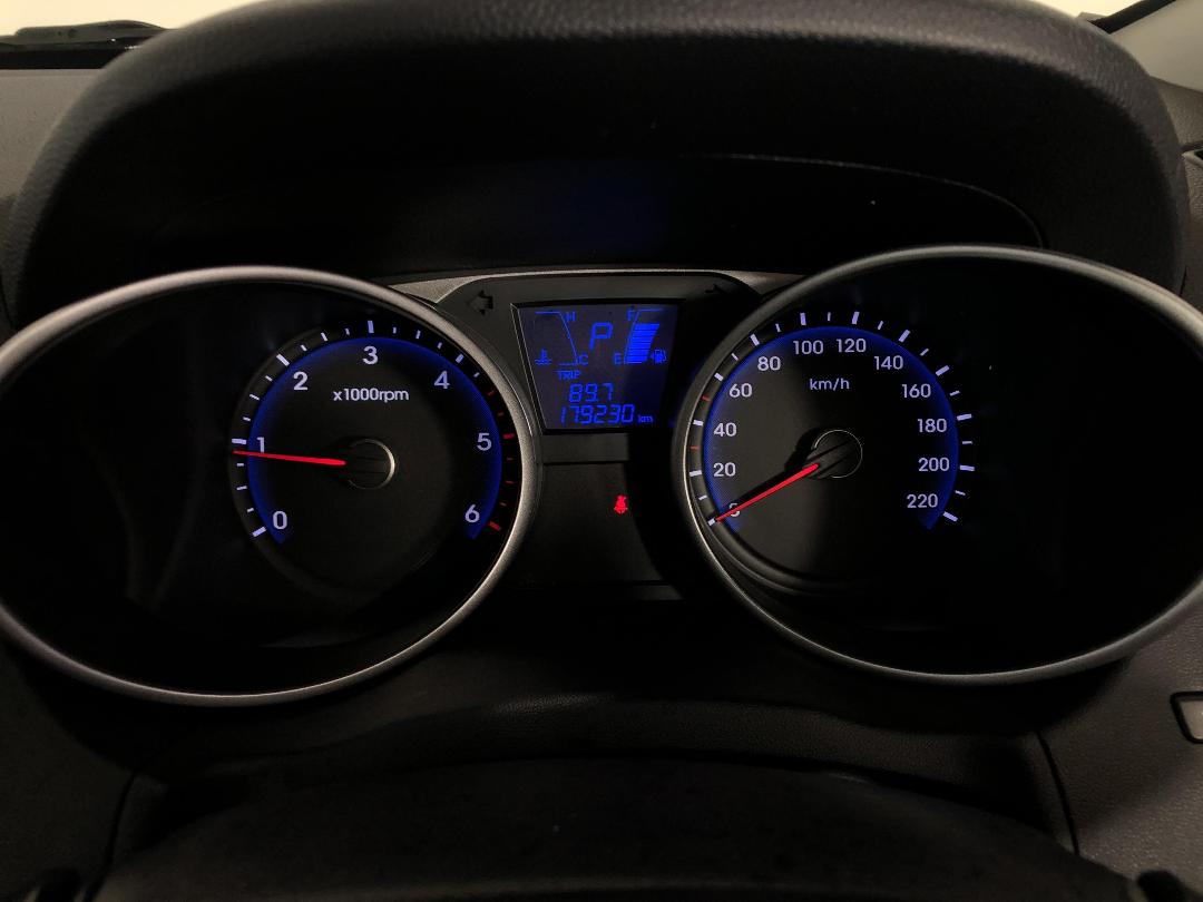 Photo '21' of Hyundai Ix35 Photo '21' of Hyundai Ix35