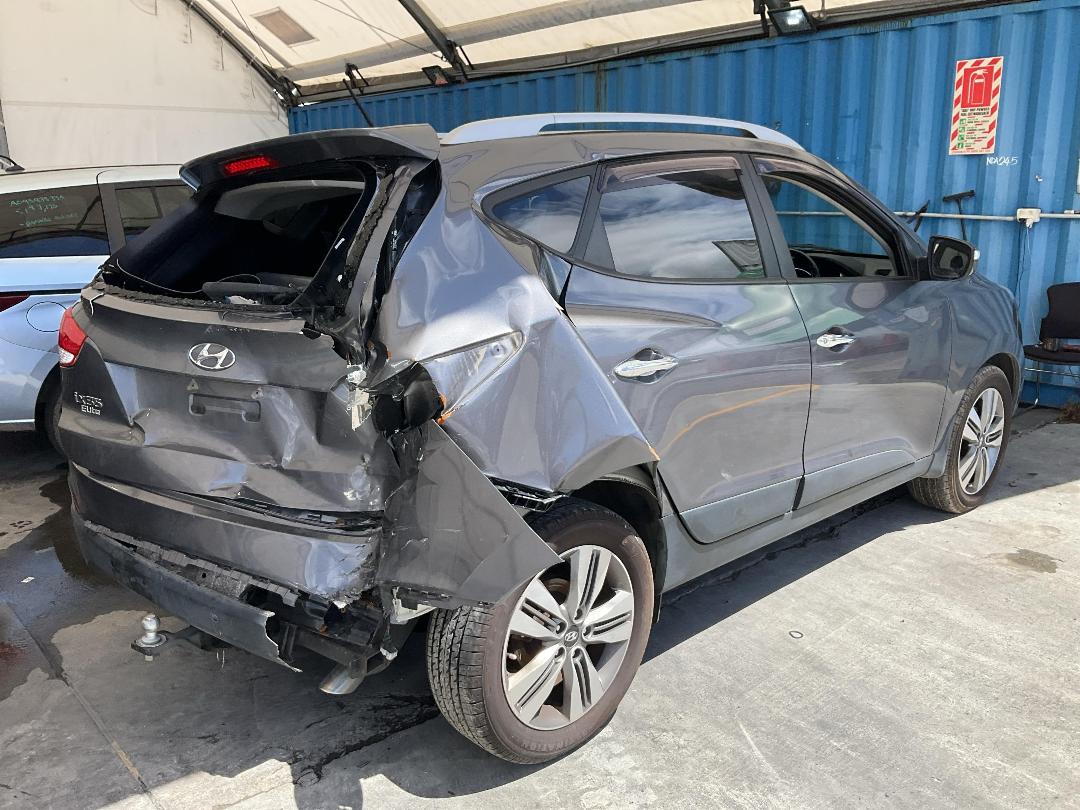 Photo '15' of Hyundai Ix35 GDI 2.0 6A Photo '15' of Hyundai Ix35 GDI 2.0 6A