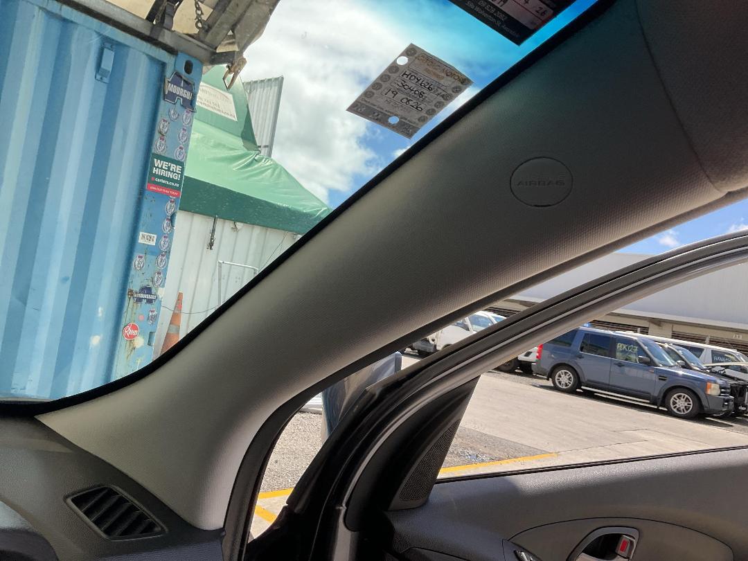 Photo '25' of Hyundai Ix35 GDI 2.0 6A Photo '25' of Hyundai Ix35 GDI 2.0 6A