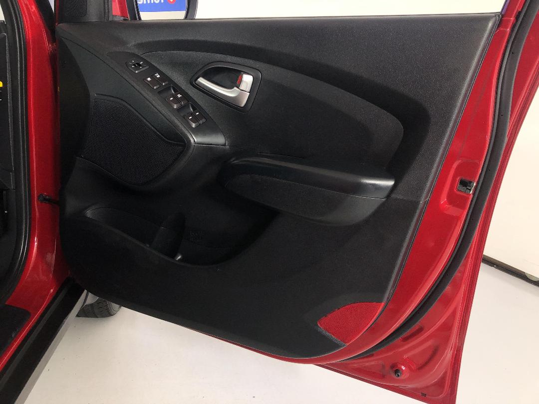 Photo '15' of Hyundai Ix35 Photo '15' of Hyundai Ix35