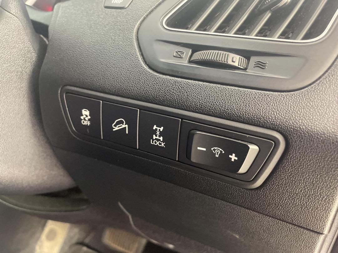 Photo '24' of Hyundai Ix35 Photo '24' of Hyundai Ix35