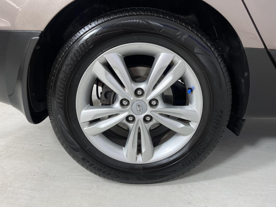 Photo '12' of Hyundai Ix35