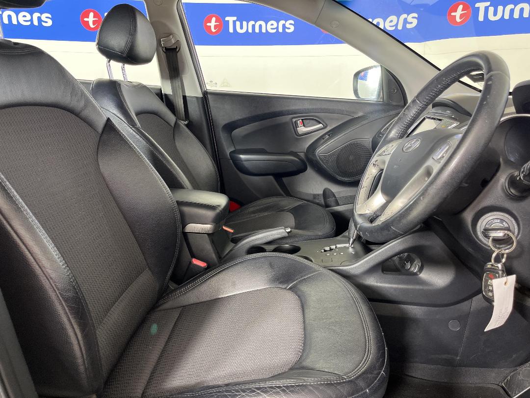 Photo '16' of Hyundai Ix35