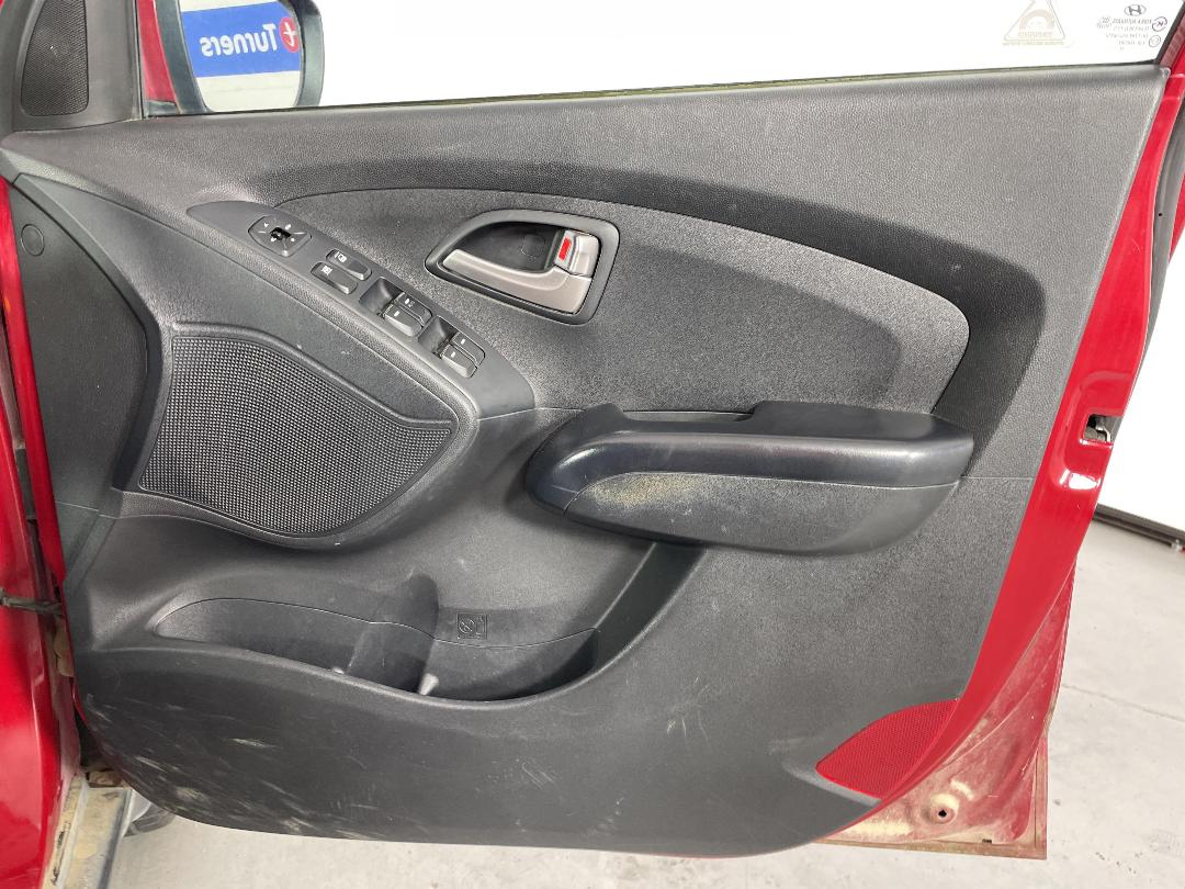 Photo '15' of Hyundai Ix35 Photo '15' of Hyundai Ix35