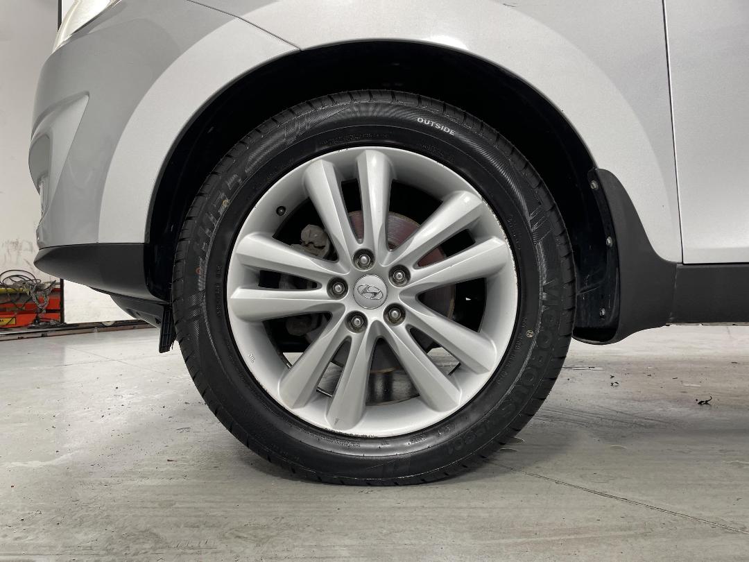 Photo '10' of Hyundai Ix35 Photo '10' of Hyundai Ix35